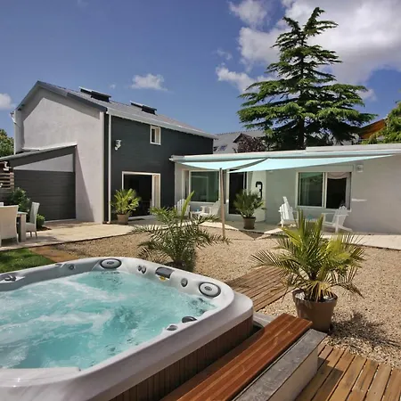 Maison d'hôtes La Maison Au-dessus Des Voiles 3*