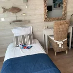 La Maison Au-dessus Des Voiles Πανσιόν 3*