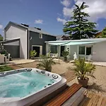 Pensionat La Maison Au-dessus Des Voiles 3*
