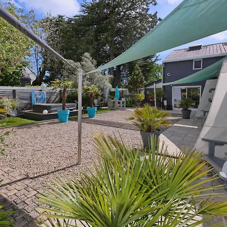 La Maison Au-dessus Des Voiles Guest house