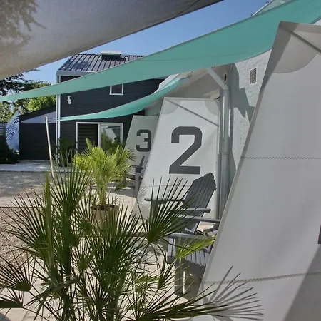 לינה וארוחת בוקר La Maison Au-dessus Des Voiles La Baule