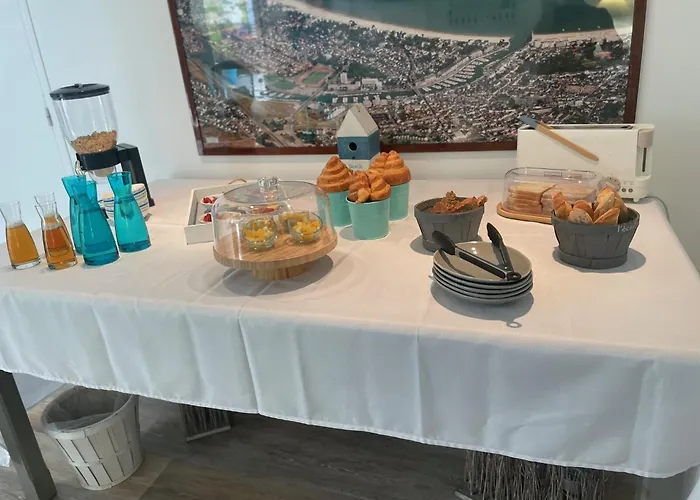 Guest house La Maison Au-dessus Des Voiles 3*