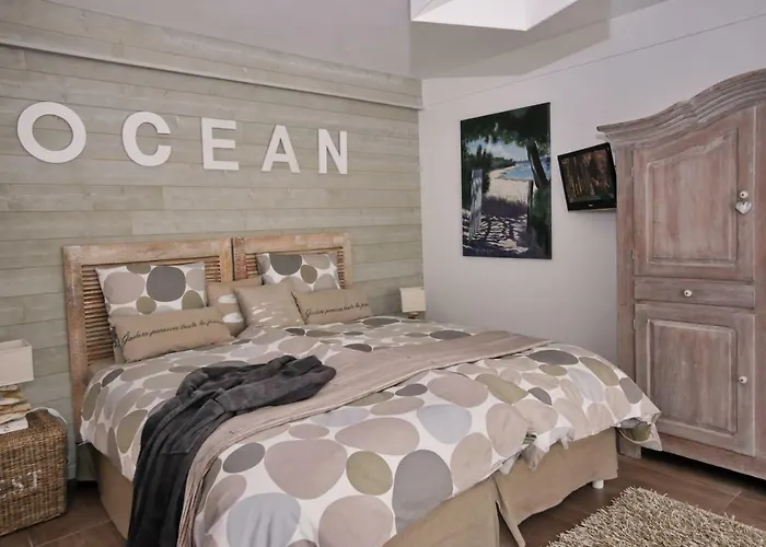 La Maison Au-dessus Des Voiles Guest house La Baule-Escoublac