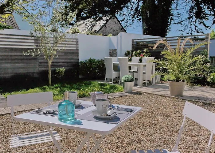 La Maison Au-dessus Des Voiles Guest house